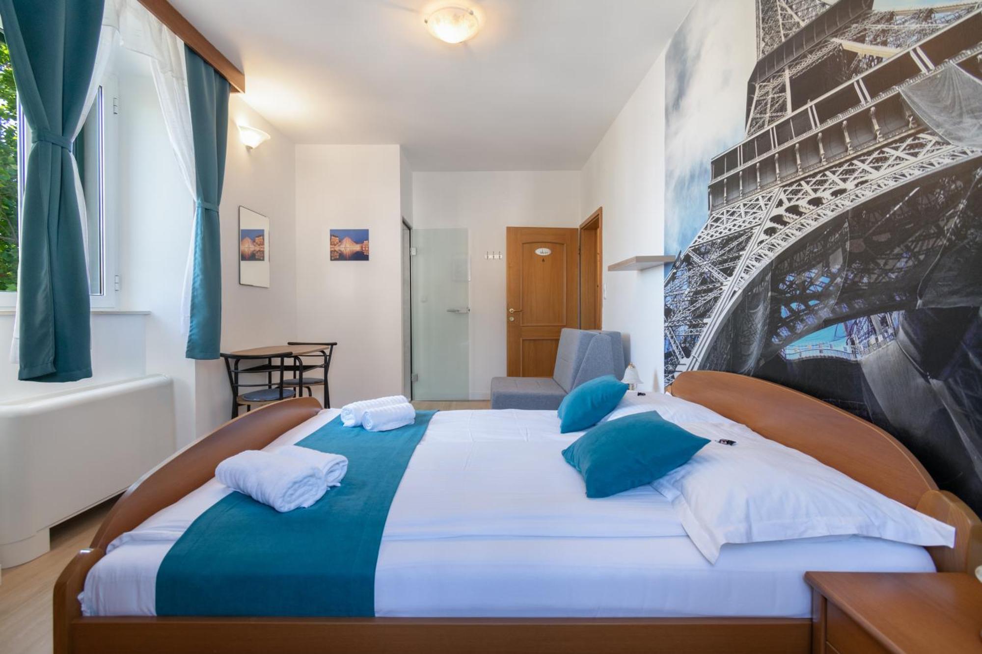 Bed & Breakfast Palac -Free Parking- Baška Voda Екстериор снимка