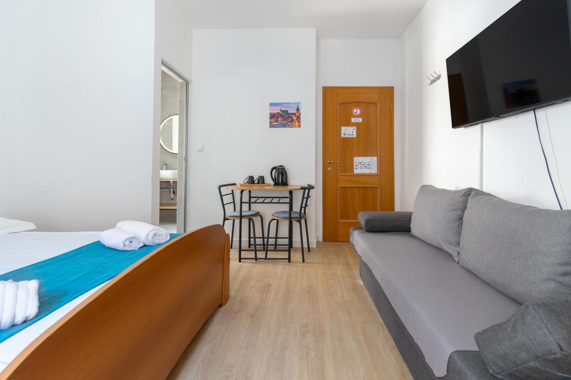 Bed & Breakfast Palac -Free Parking- Baška Voda Екстериор снимка