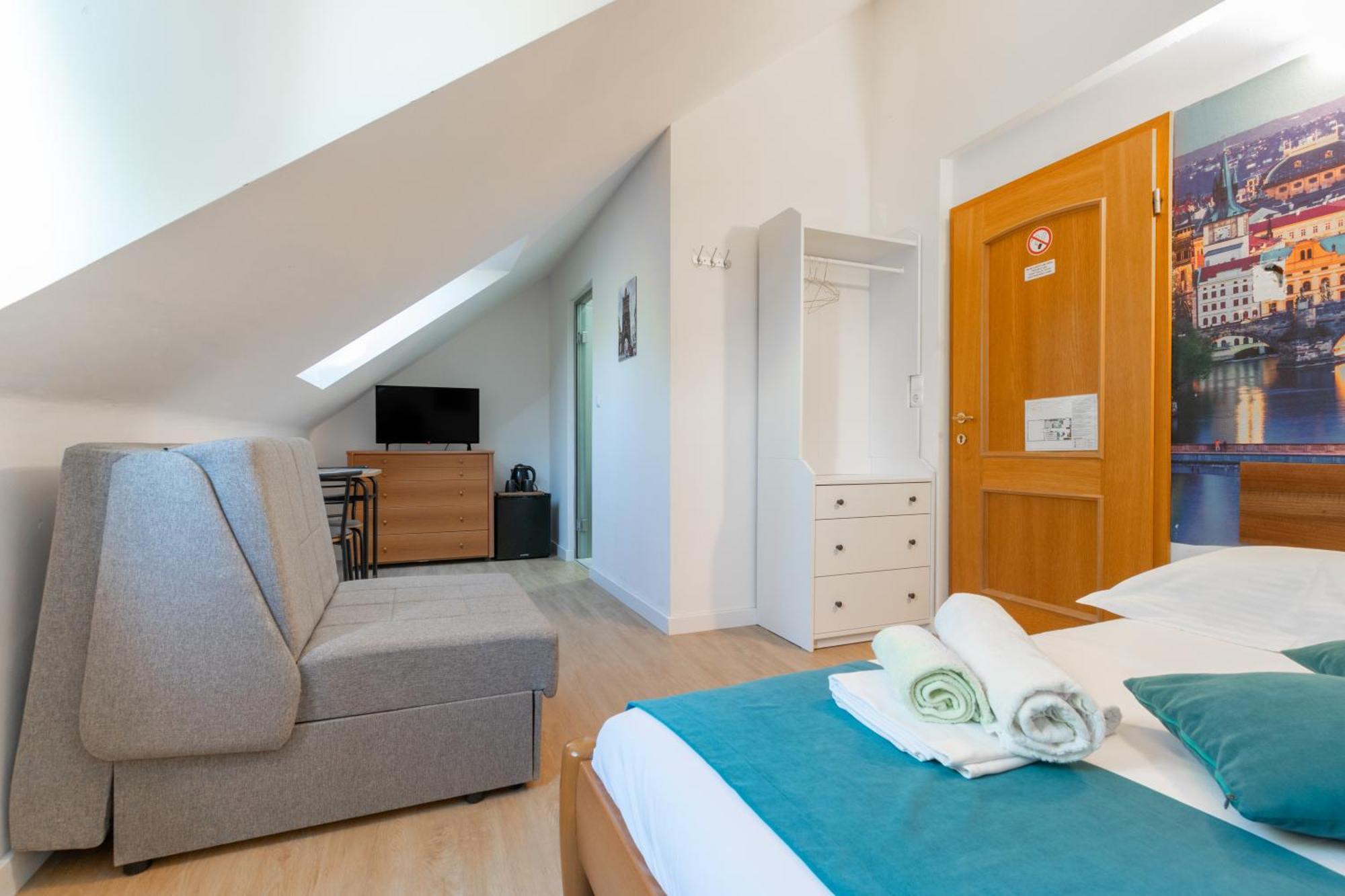 Bed & Breakfast Palac -Free Parking- Baška Voda Екстериор снимка