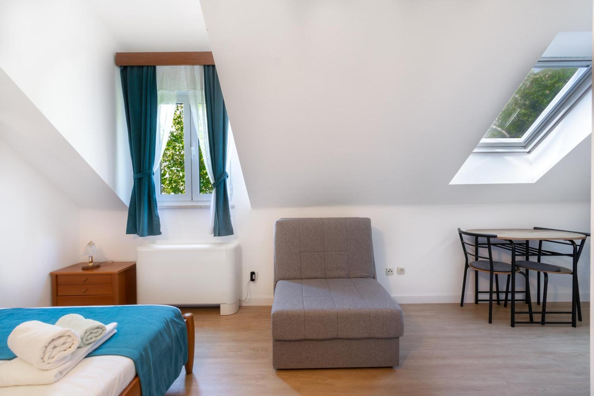 Bed & Breakfast Palac -Free Parking- Baška Voda Екстериор снимка