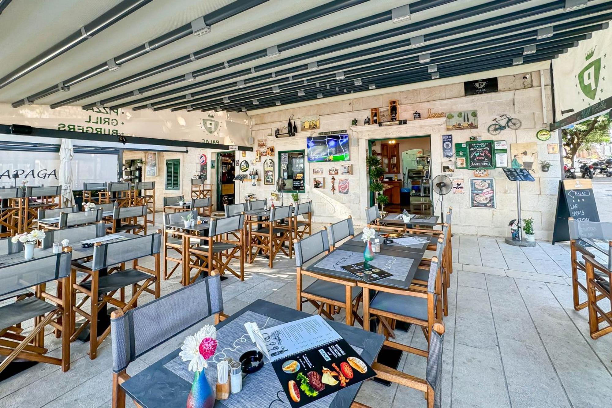 Bed & Breakfast Palac -Free Parking- Baška Voda Екстериор снимка