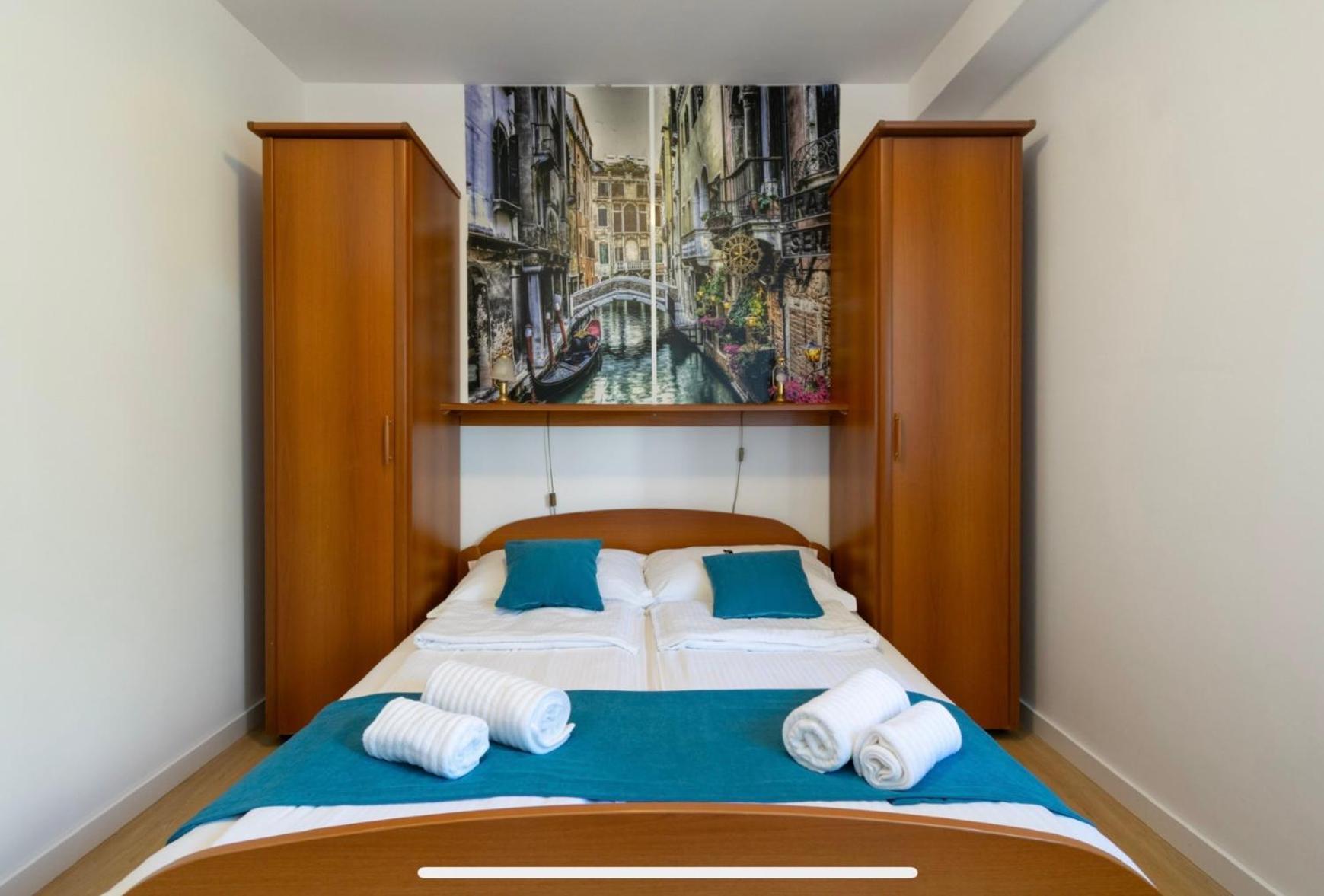 Bed & Breakfast Palac -Free Parking- Baška Voda Екстериор снимка
